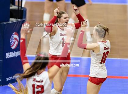 Thumbnail 1 in Eaton vs. Alamosa (CHSAA 3A Round 3) photogallery.