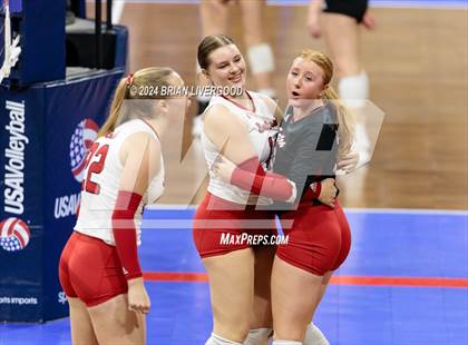 Thumbnail 3 in Eaton vs. Alamosa (CHSAA 3A Round 3) photogallery.