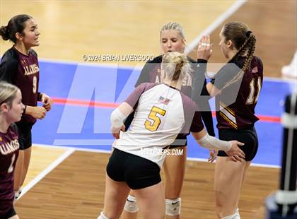 Thumbnail 3 in Eaton vs. Alamosa (CHSAA 3A Round 3) photogallery.