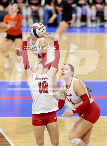 Thumbnail 1 in Eaton vs. Alamosa (CHSAA 3A Round 3) photogallery.