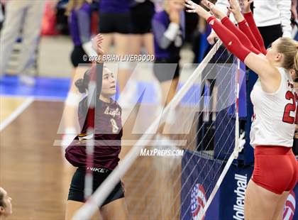 Thumbnail 2 in Eaton vs. Alamosa (CHSAA 3A Round 3) photogallery.