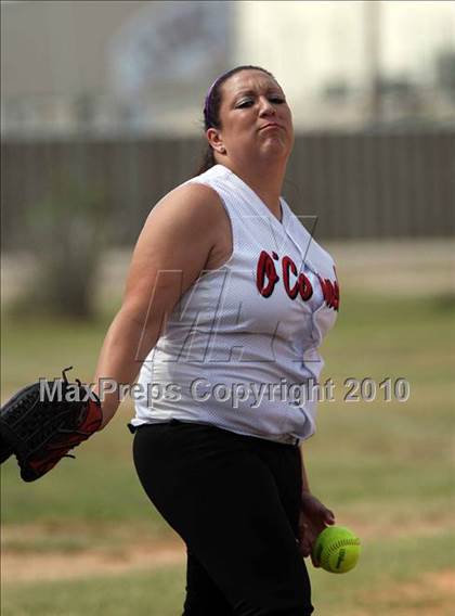 Thumbnail 2 in O'Connell vs Faith West Academy (TAPPS 3A Regional) photogallery.