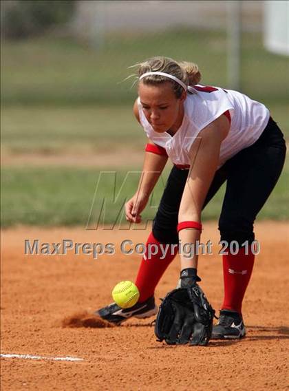 Thumbnail 2 in O'Connell vs Faith West Academy (TAPPS 3A Regional) photogallery.