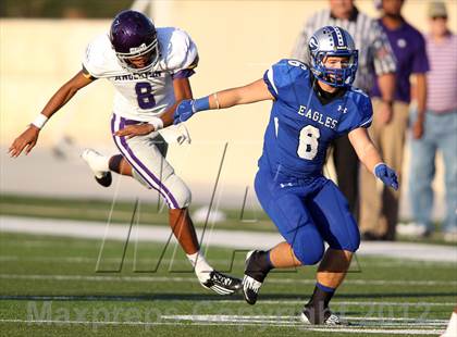 Thumbnail 2 in Angleton vs. Georgetown (UIL 4A Division 1 Regional Playoff) photogallery.