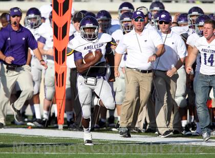 Thumbnail 2 in Angleton vs. Georgetown (UIL 4A Division 1 Regional Playoff) photogallery.