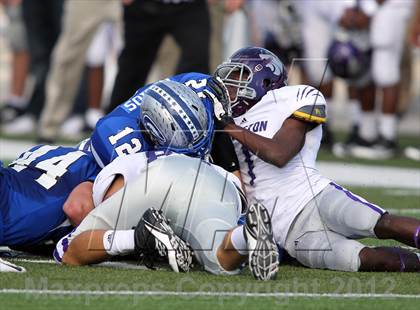 Thumbnail 2 in Angleton vs. Georgetown (UIL 4A Division 1 Regional Playoff) photogallery.