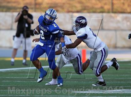 Thumbnail 3 in Angleton vs. Georgetown (UIL 4A Division 1 Regional Playoff) photogallery.