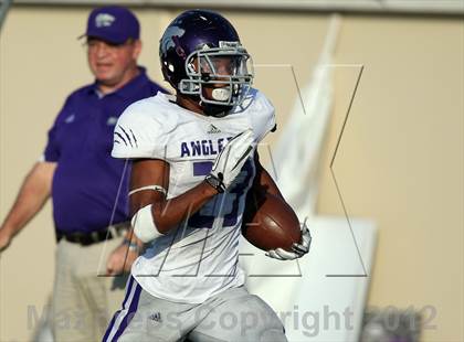 Thumbnail 3 in Angleton vs. Georgetown (UIL 4A Division 1 Regional Playoff) photogallery.