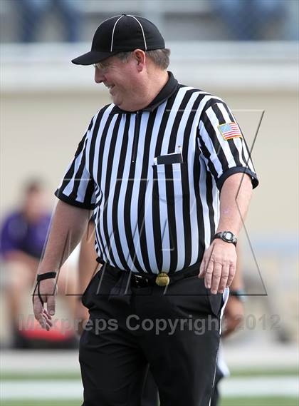 Thumbnail 2 in Angleton vs. Georgetown (UIL 4A Division 1 Regional Playoff) photogallery.