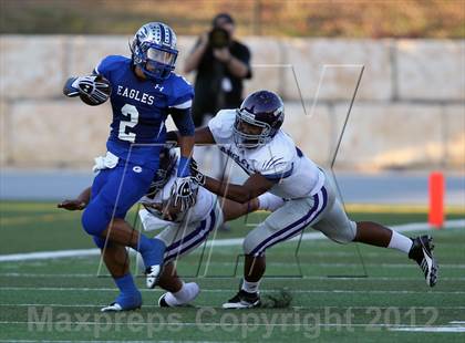 Thumbnail 2 in Angleton vs. Georgetown (UIL 4A Division 1 Regional Playoff) photogallery.