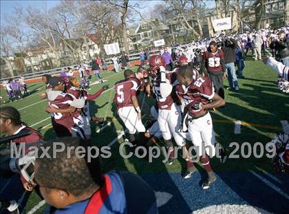 Thumbnail 3 in Curtis vs. Tottenville (PSAL Championship Division Final) photogallery.