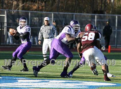Thumbnail 2 in Curtis vs. Tottenville (PSAL Championship Division Final) photogallery.