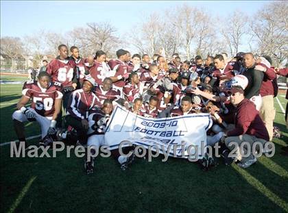 Thumbnail 2 in Curtis vs. Tottenville (PSAL Championship Division Final) photogallery.