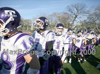 Thumbnail 2 in Curtis vs. Tottenville (PSAL Championship Division Final) photogallery.