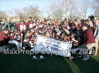 Thumbnail 2 in Curtis vs. Tottenville (PSAL Championship Division Final) photogallery.