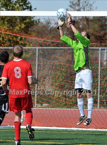 Thumbnail 2 in Sacramento Country Day vs Millennium (CIF SJS D7 Final) photogallery.