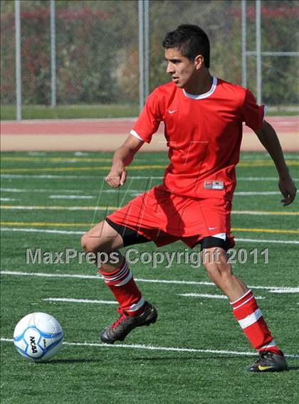 Thumbnail 3 in Sacramento Country Day vs Millennium (CIF SJS D7 Final) photogallery.