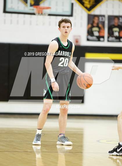 Thumbnail 3 in Carroll vs Fossil Ridge photogallery.