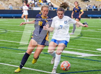Thumbnail 3 in Midlothian vs Highland Park (Dallas) photogallery.