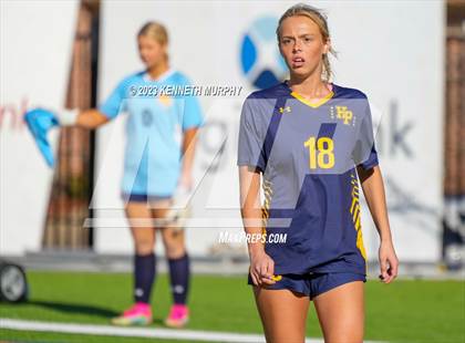 Thumbnail 2 in Midlothian vs Highland Park (Dallas) photogallery.