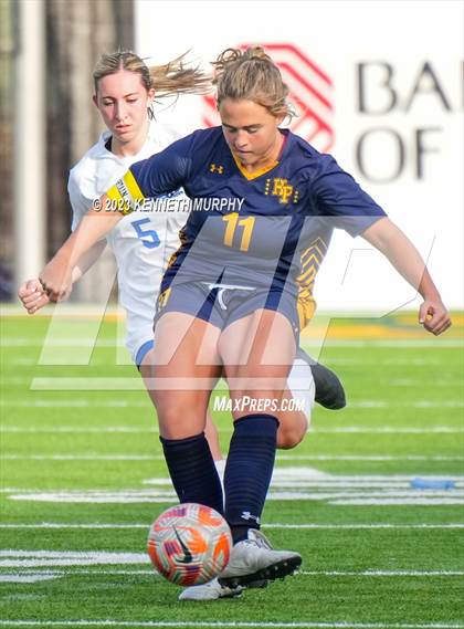 Thumbnail 1 in Midlothian vs Highland Park (Dallas) photogallery.