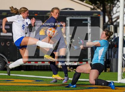 Thumbnail 1 in Midlothian vs Highland Park (Dallas) photogallery.