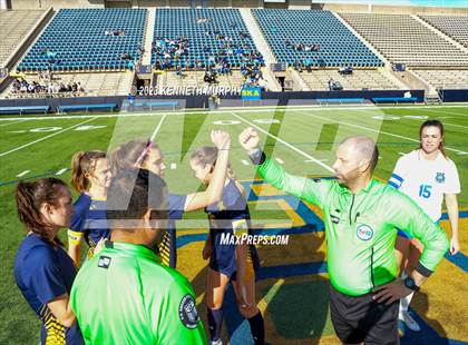 Thumbnail 1 in Midlothian vs Highland Park (Dallas) photogallery.