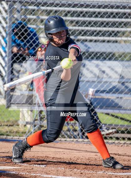 Thumbnail 2 in Legacy vs Lincoln (MLK Tournament) photogallery.