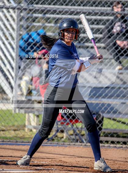 Thumbnail 3 in Legacy vs Lincoln (MLK Tournament) photogallery.