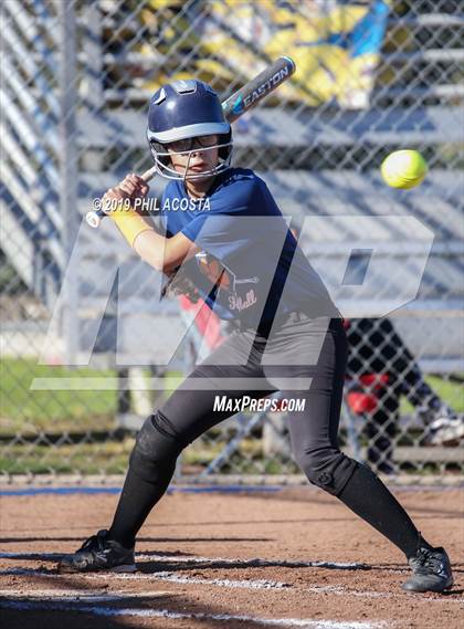 Thumbnail 2 in Legacy vs Lincoln (MLK Tournament) photogallery.
