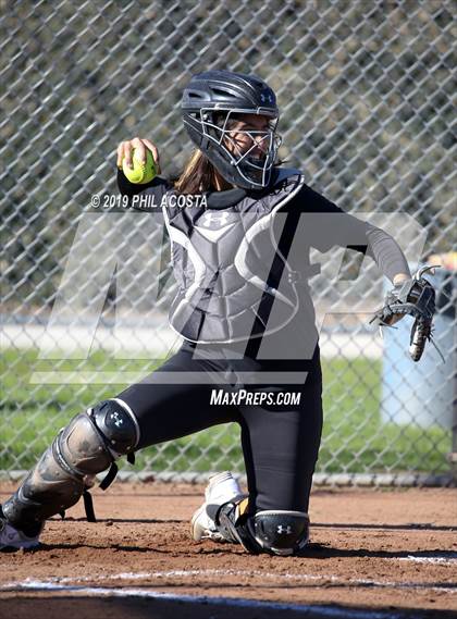 Thumbnail 2 in Legacy vs Lincoln (MLK Tournament) photogallery.