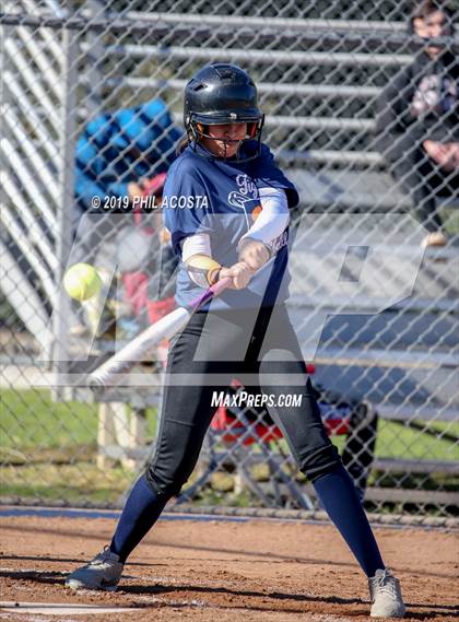 Thumbnail 2 in Legacy vs Lincoln (MLK Tournament) photogallery.