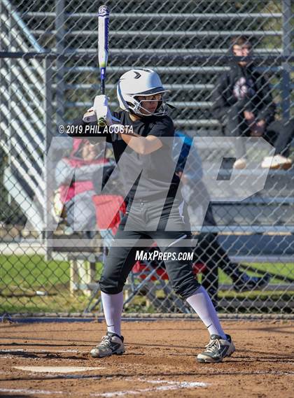 Thumbnail 1 in Legacy vs Lincoln (MLK Tournament) photogallery.