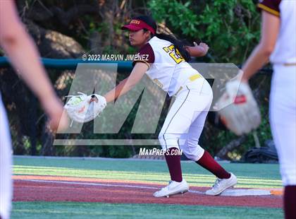 Thumbnail 1 in Oaks Christian vs Simi Valley photogallery.