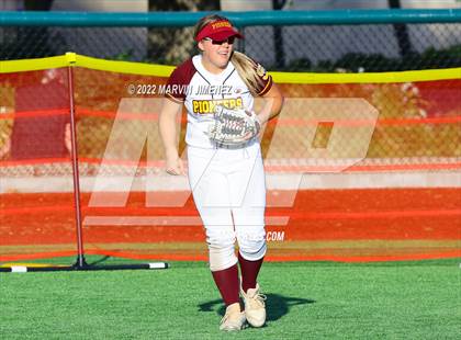 Thumbnail 1 in Oaks Christian vs Simi Valley photogallery.