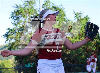 Thumbnail 3 in Oaks Christian vs Simi Valley photogallery.