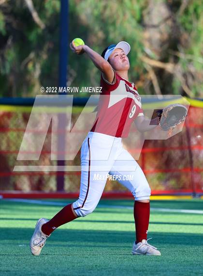 Thumbnail 2 in Oaks Christian vs Simi Valley photogallery.