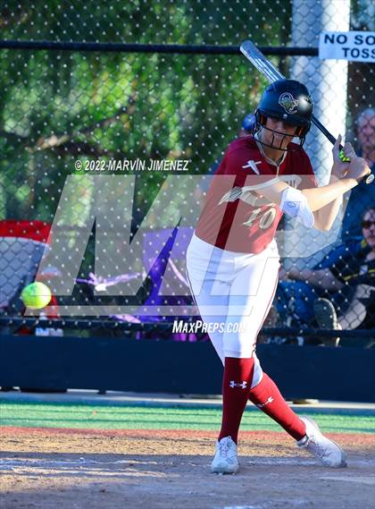 Thumbnail 3 in Oaks Christian vs Simi Valley photogallery.