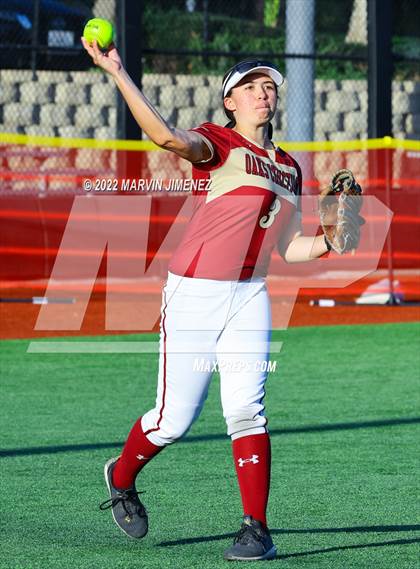 Thumbnail 3 in Oaks Christian vs Simi Valley photogallery.