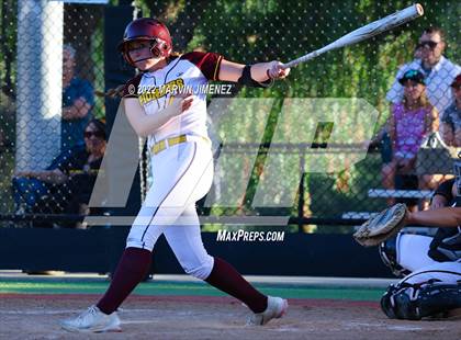 Thumbnail 3 in Oaks Christian vs Simi Valley photogallery.