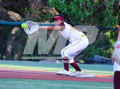 Thumbnail 2 in Oaks Christian vs Simi Valley photogallery.