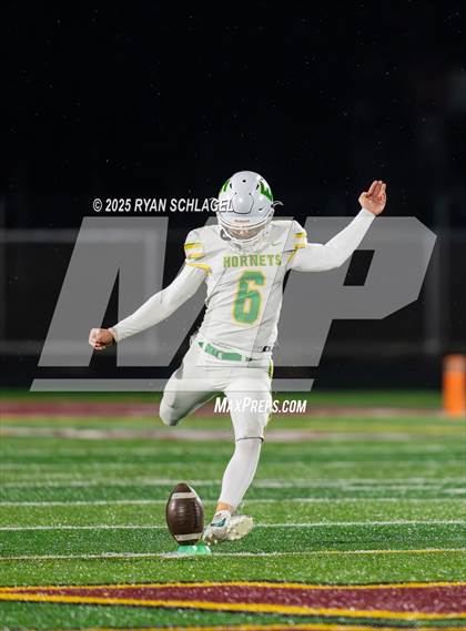 Thumbnail 3 in Edina @ Forest Lake (MSHSL 6A Round 2) photogallery.