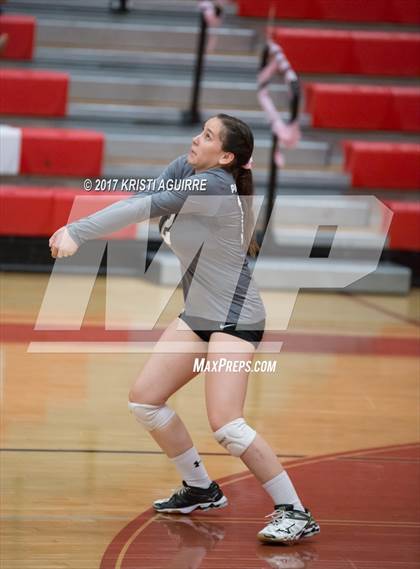 Thumbnail 2 in Paloma Valley vs. Elsinore photogallery.