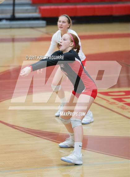 Thumbnail 2 in Paloma Valley vs. Elsinore photogallery.