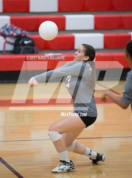 Thumbnail 2 in Paloma Valley vs. Elsinore photogallery.