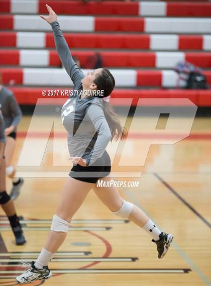 Thumbnail 2 in Paloma Valley vs. Elsinore photogallery.