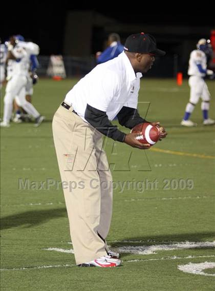 Thumbnail 3 in Verbum Dei @ Harvard-Westlake photogallery.