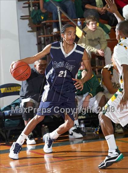 Thumbnail 3 in Castro Valley vs. Clovis East (Gridley Invitational) photogallery.