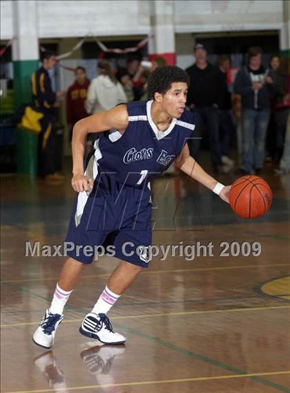 Thumbnail 2 in Castro Valley vs. Clovis East (Gridley Invitational) photogallery.