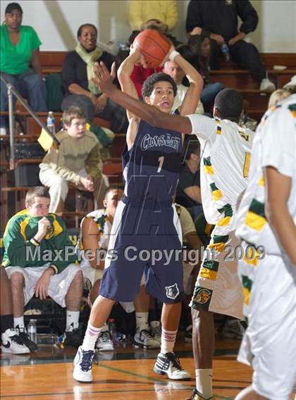 Thumbnail 2 in Castro Valley vs. Clovis East (Gridley Invitational) photogallery.